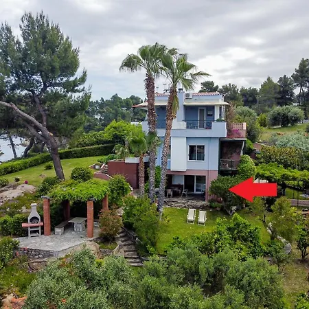 Casa vacanze Small Karidi In Front Of The Sea Vourvourou